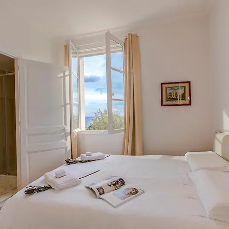 Villa Marinella, Style History Serenity *