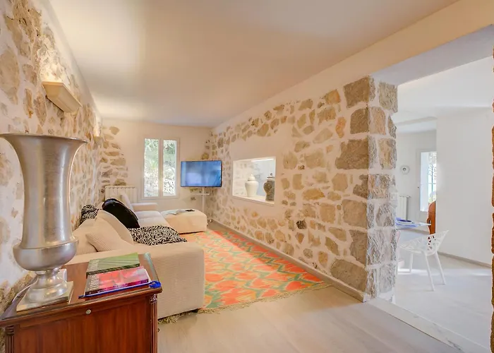 Villa Marinella, Style History Serenity *