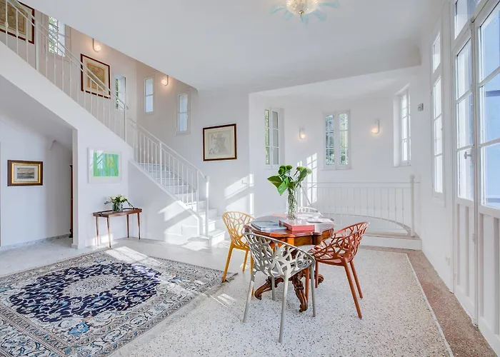 Marinella, Style History Serenity Villa *