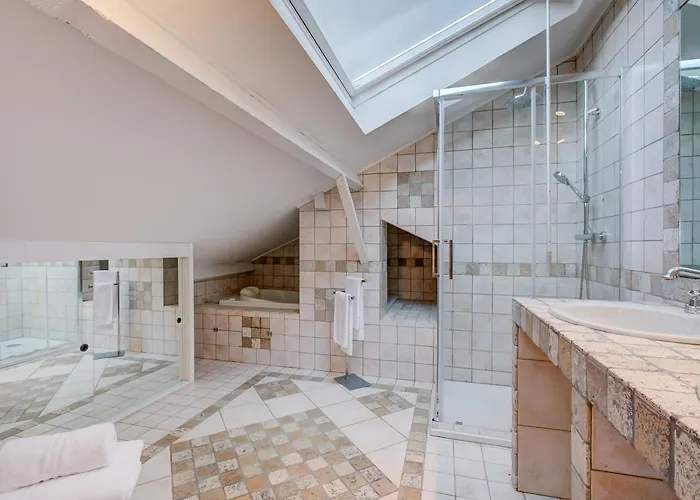 Marinella, Style History Serenity Villa *
